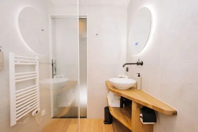 Exclusive Stüdyo Süit