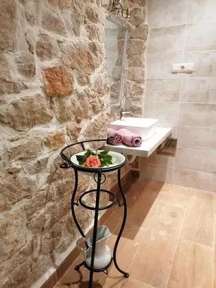 Deluxe Tek Büyük veya İki Ayrı Yataklı Oda, Deniz Manzaralı (2)