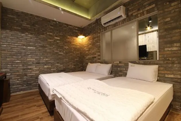 İki Ayrı Yataklı Oda