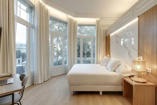 Deluxe Tek Büyük Yataklı Oda, Jakuzi