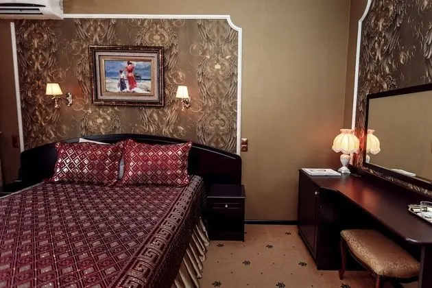Standard Tek Büyük Yataklı Oda