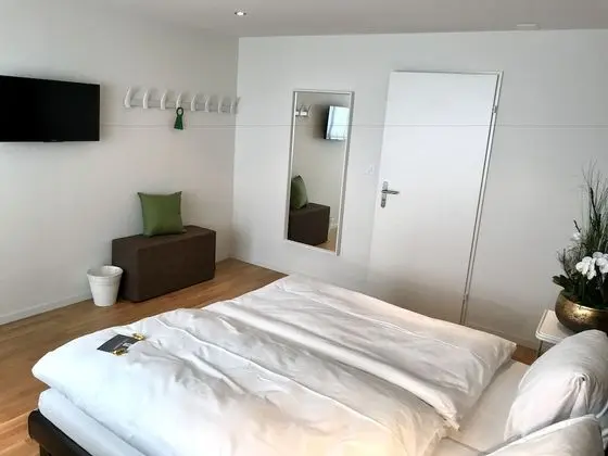 Classic Tek Büyük Yataklı Oda