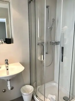 Classic Tek Büyük Yataklı Oda