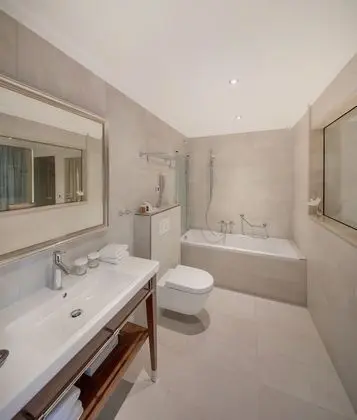 Junior Süit, 1 Yatak Odası, Balkon, Kısmi Deniz Manzaralı