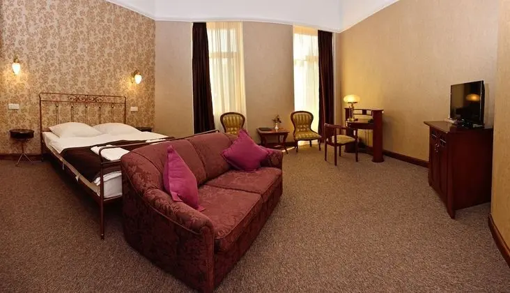 Comfort Tek Büyük Yataklı Oda