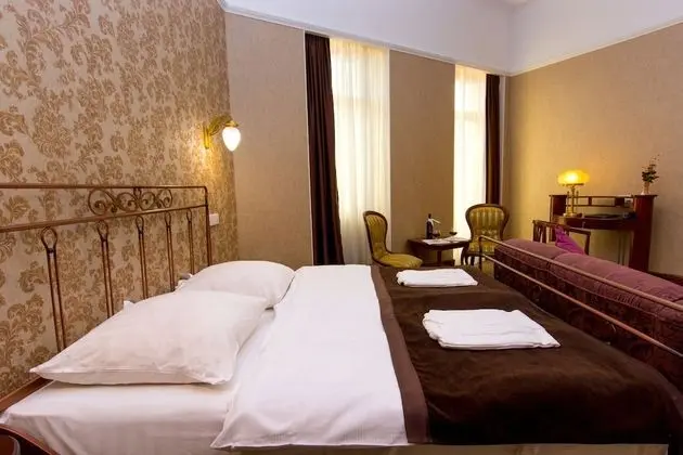 Comfort Tek Büyük Yataklı Oda