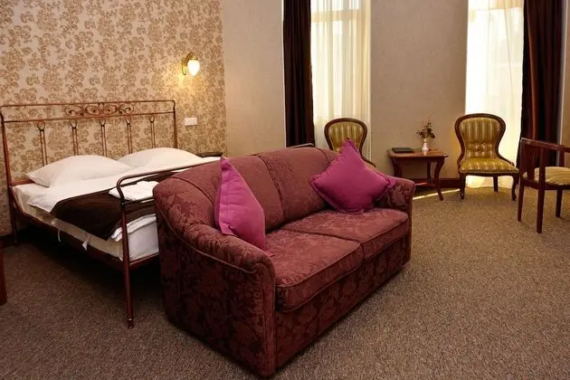 Comfort Tek Büyük Yataklı Oda