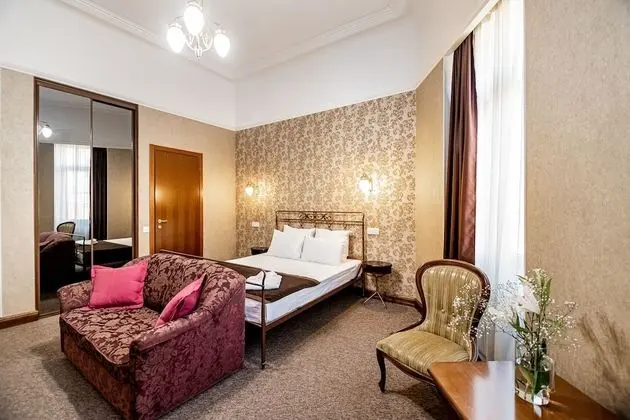 Comfort Tek Büyük Yataklı Oda