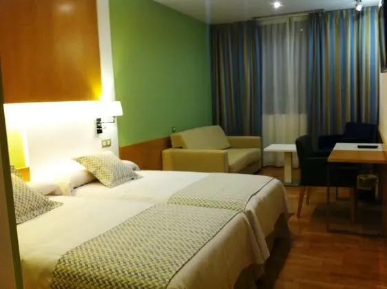 Family Oda (Standard)