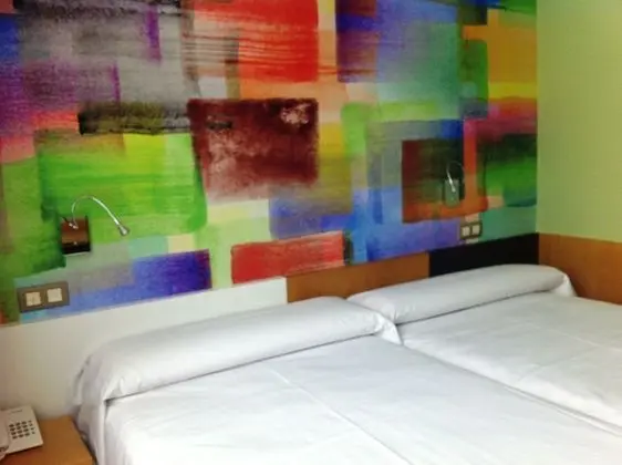 Standard Tek Büyük veya İki Ayrı Yataklı Oda