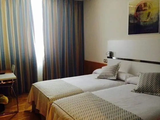 Standard Tek Büyük veya İki Ayrı Yataklı Oda