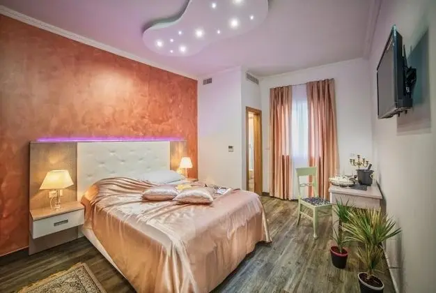 Luxury Tek Büyük veya İki Ayrı Yataklı Oda
