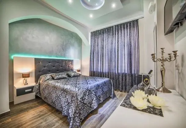 Luxury Tek Büyük veya İki Ayrı Yataklı Oda