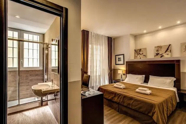 Tek Büyük veya İki Ayrı Yataklı Oda