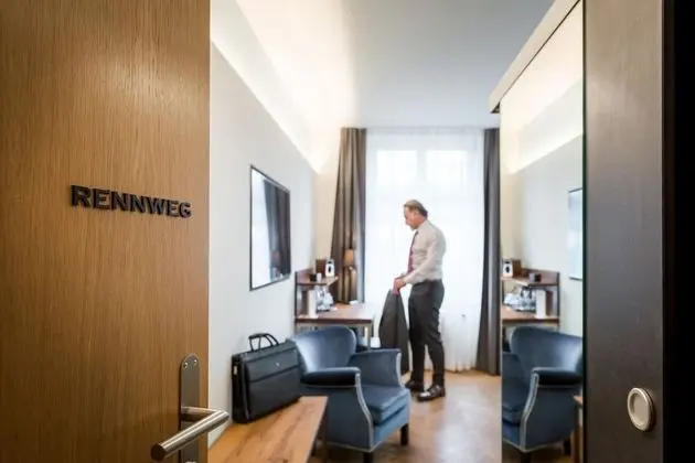 Premium Tek Büyük Yataklı Oda