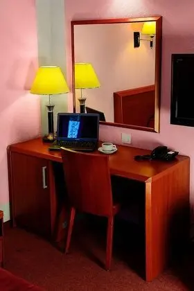 Standard Tek Büyük veya İki Ayrı Yataklı Oda