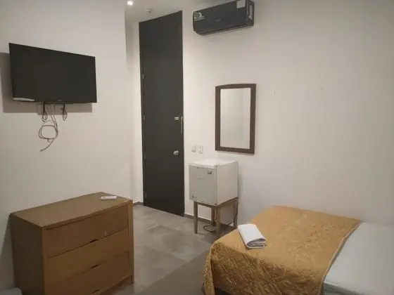 Basic Tek Büyük Yataklı Oda
