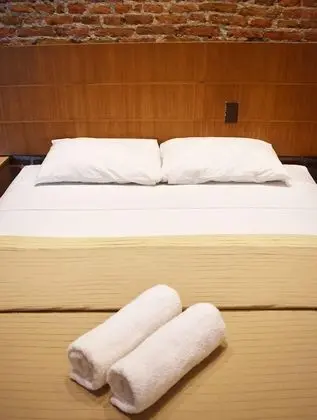 Basic Tek Büyük Yataklı Oda