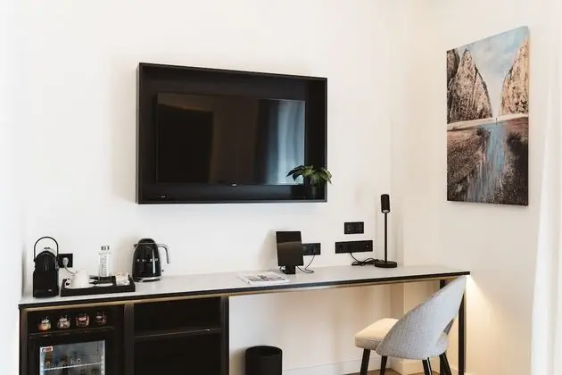 Deluxe Tek Büyük Yataklı Oda