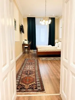 Üç Kişilik Oda
