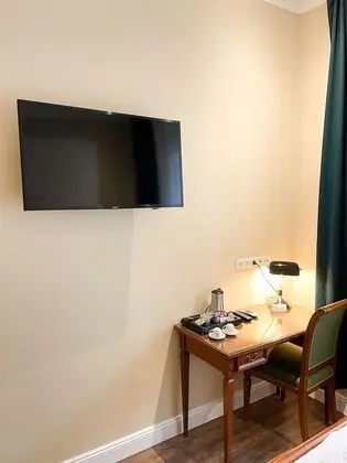 Üç Kişilik Oda