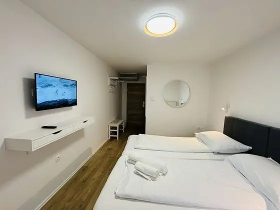 Tek Büyük Yataklı Oda, Balkon