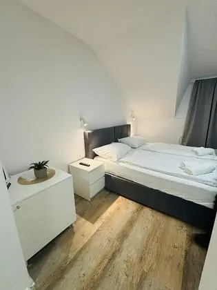 Üç Kişilik Oda