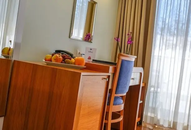 Comfort Tek Büyük Yataklı Oda