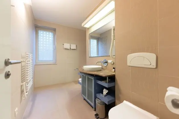 Tek Büyük veya İki Ayrı Yataklı Oda