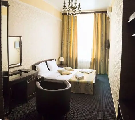 Comfort Tek Büyük Yataklı Oda