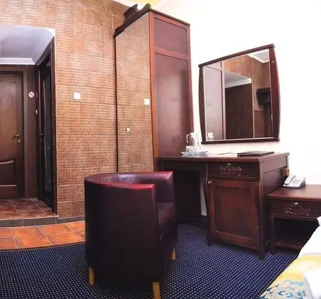 Comfort Tek Büyük Yataklı Oda