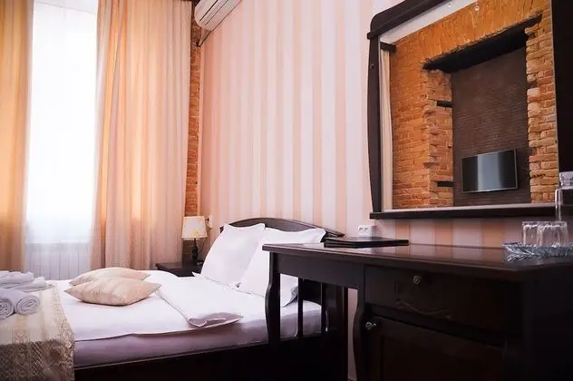 Comfort Tek Büyük Yataklı Oda