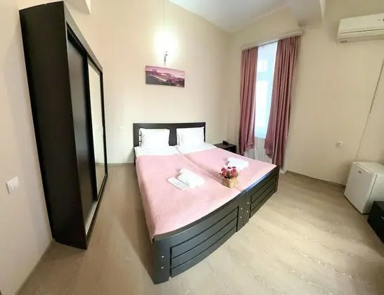 Economy Tek Büyük veya İki Ayrı Yataklı Oda