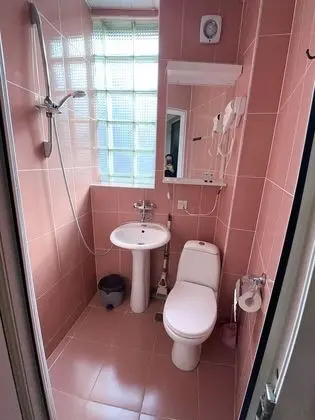 Economy Tek Büyük veya İki Ayrı Yataklı Oda