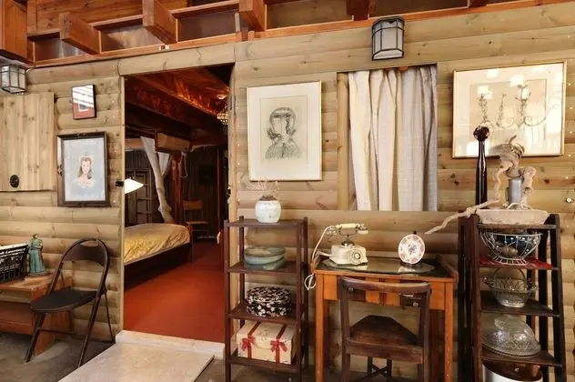Deluxe Family Suite
