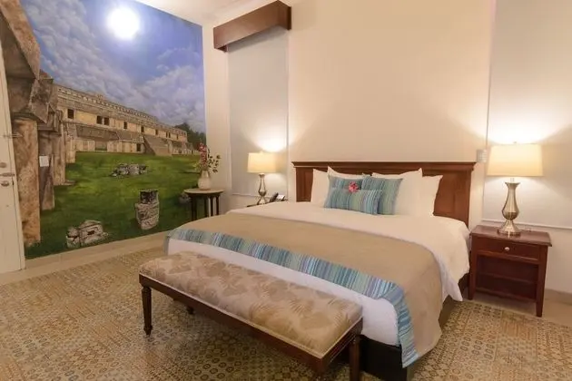 Deluxe King Bed Suite