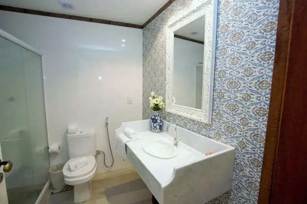 Deluxe Oda, 1 Büyük (Queen) Boy Yatak, Havuz Manzaralı