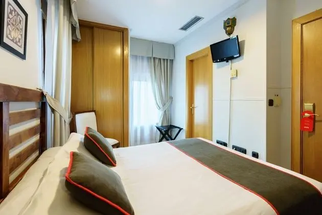 Tek Büyük Yataklı Oda