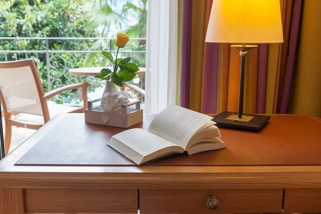 Classic Tek Büyük Yataklı Oda