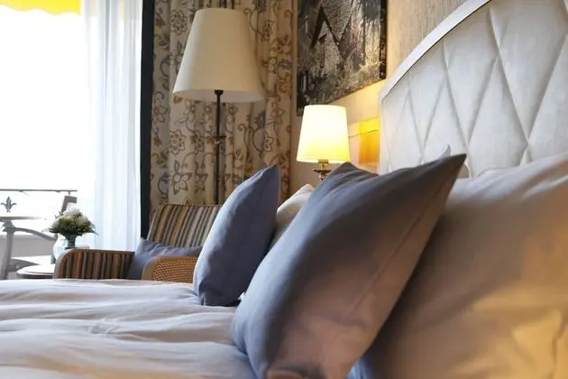 Comfort Tek Büyük Yataklı Oda, Kısmi Göl Manzaralı