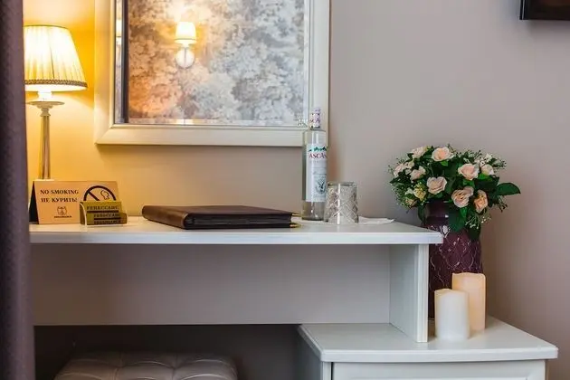 Comfort Tek Büyük Yataklı Oda
