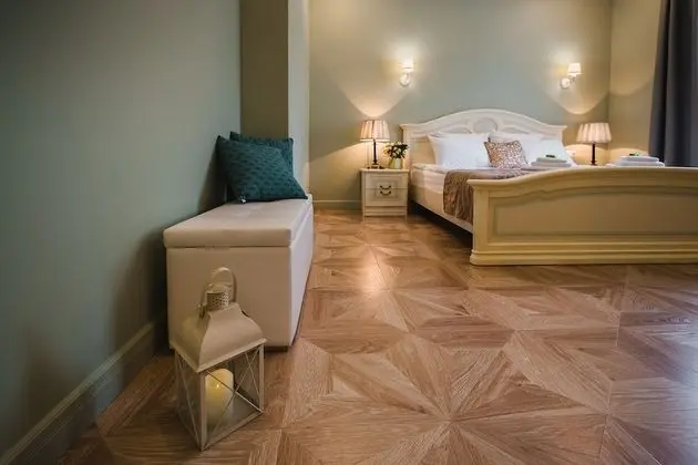 Comfort Tek Büyük Yataklı Oda