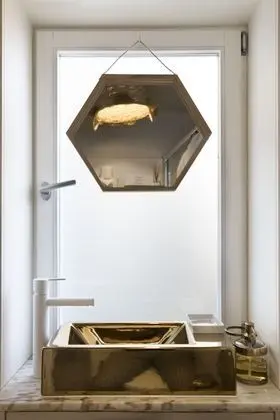 Deluxe Stüdyo, Teras