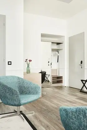 Junior Süit, 1 En Büyük (King) Boy Yatak ve Çekyat, Sigara İçilmez