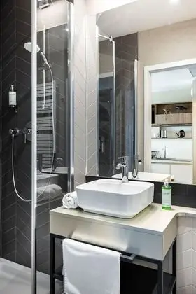Deluxe Stüdyo, Özel Banyo