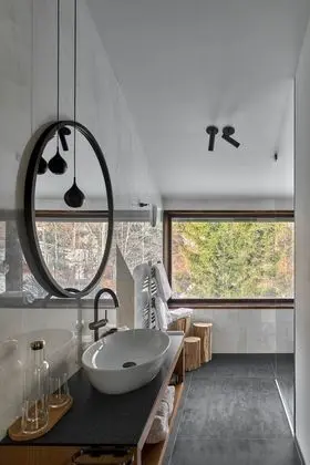 Luxury Tek Büyük Yataklı Oda (Pine)