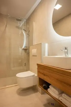 Standard Double Room, Garden View