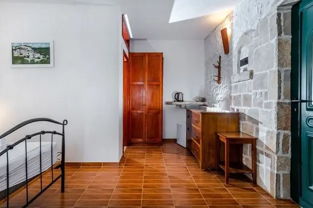 Standard Double Room, Garden View