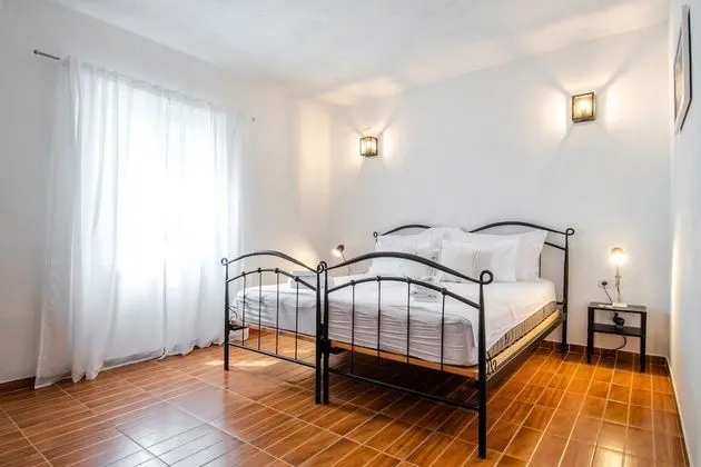 Standard Double Room, Garden View