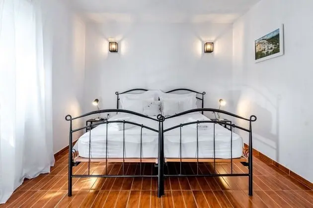 Standard Double Room, Garden View